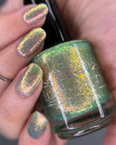 Celery Nut Circle from the “It’s Giving Salad?” Collection