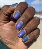 Simply Iris-Istable from the “Anthophile” Collection 5-free 15ml