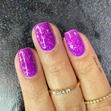 Talk to the Hand from the “The Sticker” Collection 5-free 15ml